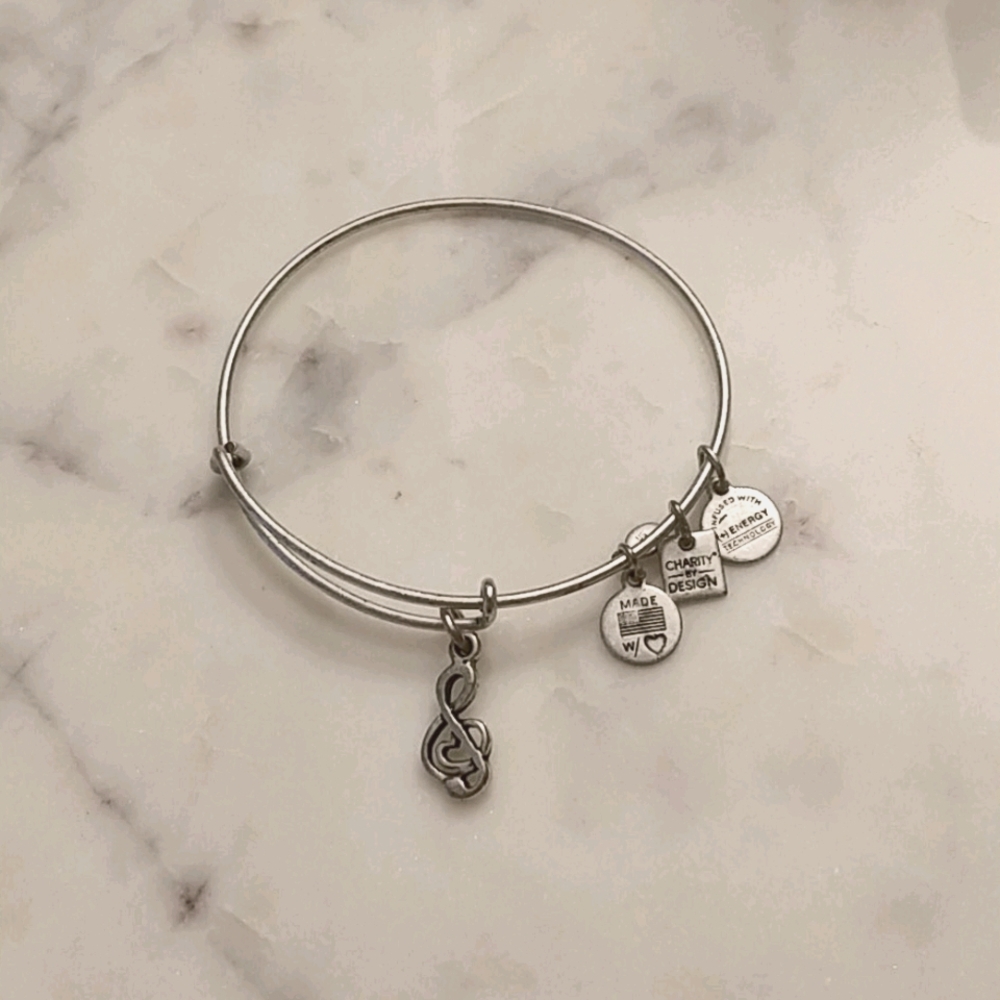 Alex and Ani | Treble Clef Bangle | Silver